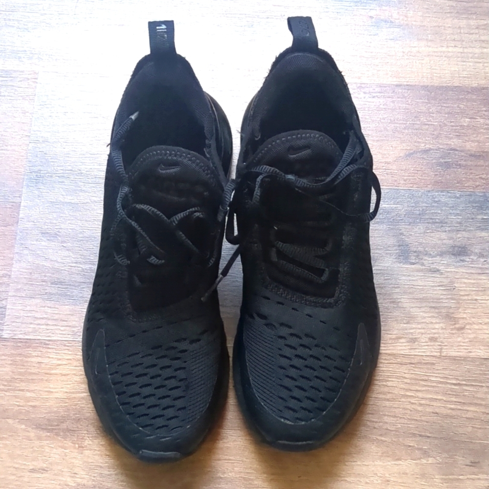 Nike Air Max 270 youth size 5.5.